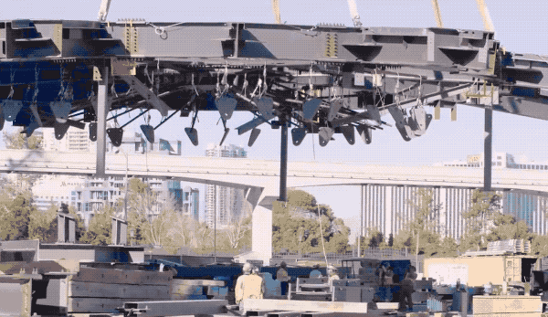 1668061603125347.gif 14.gif