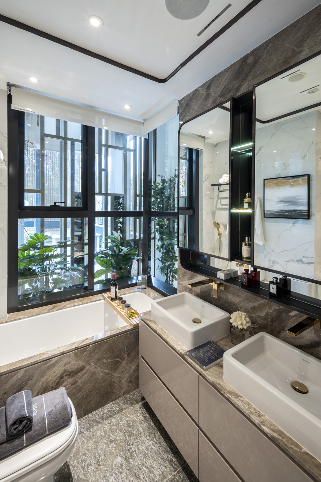 1668476775597883.png 11.png